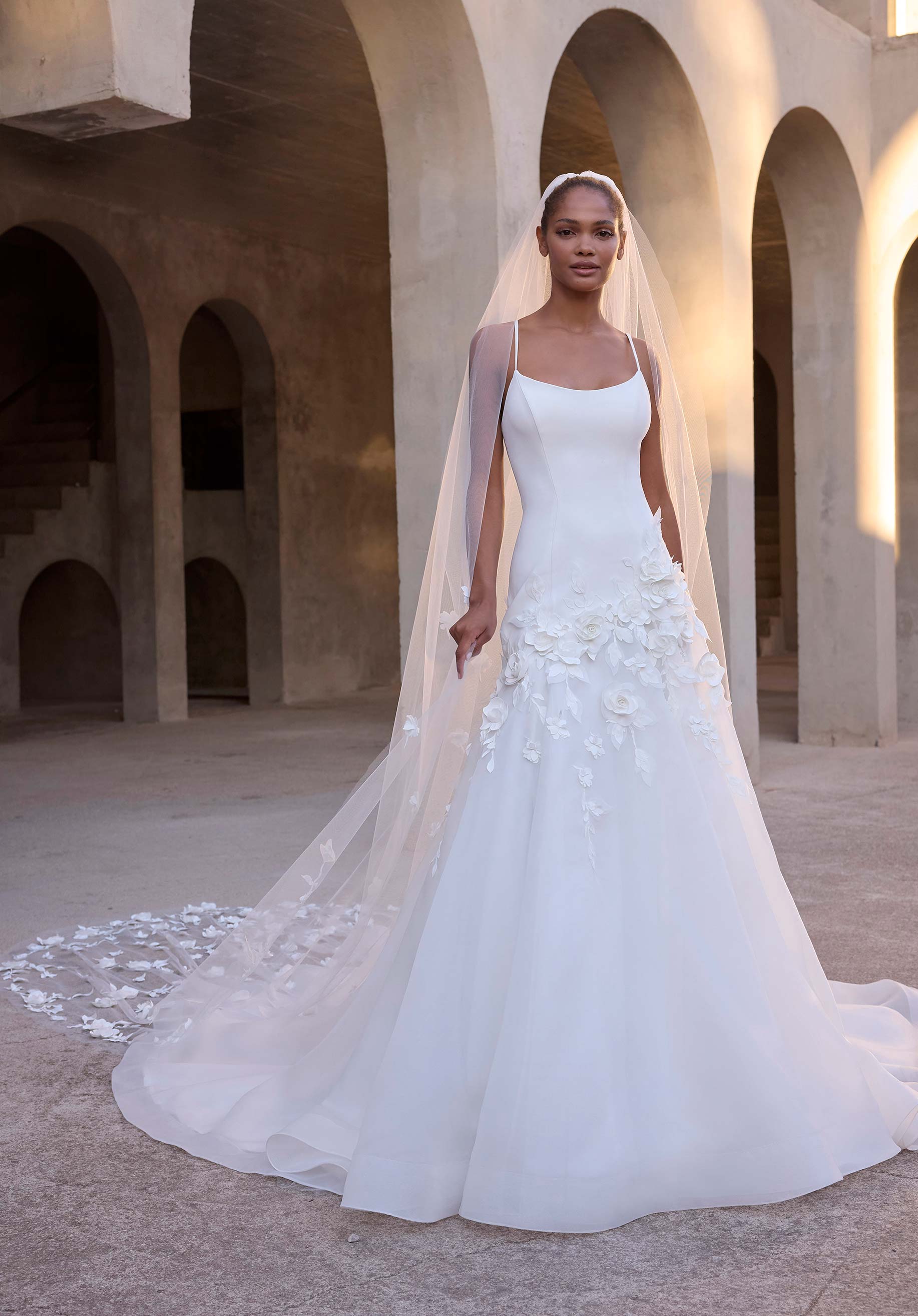 Anemone Wedding Dress - Image 3