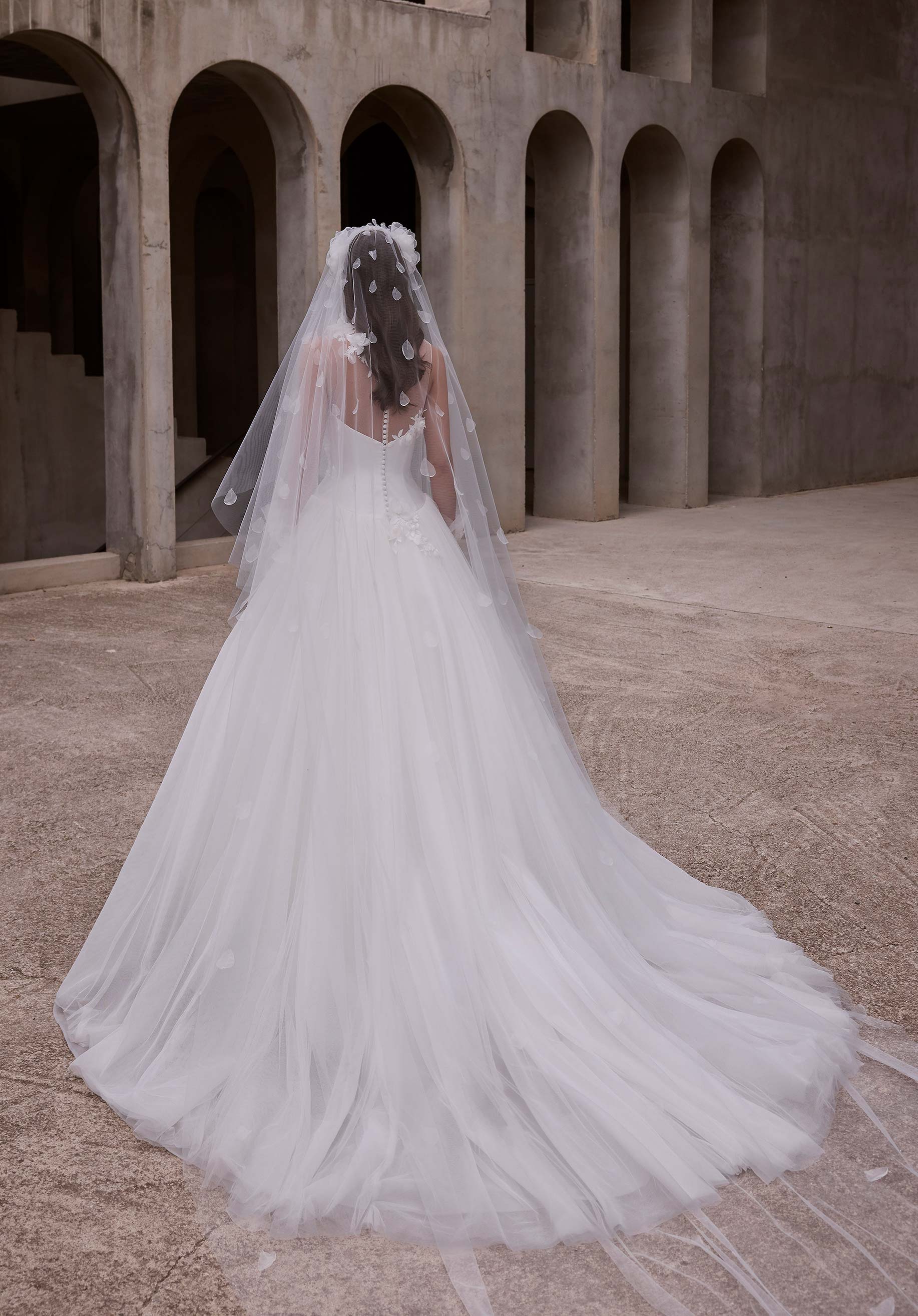 Antheia Wedding Dress - Image 7