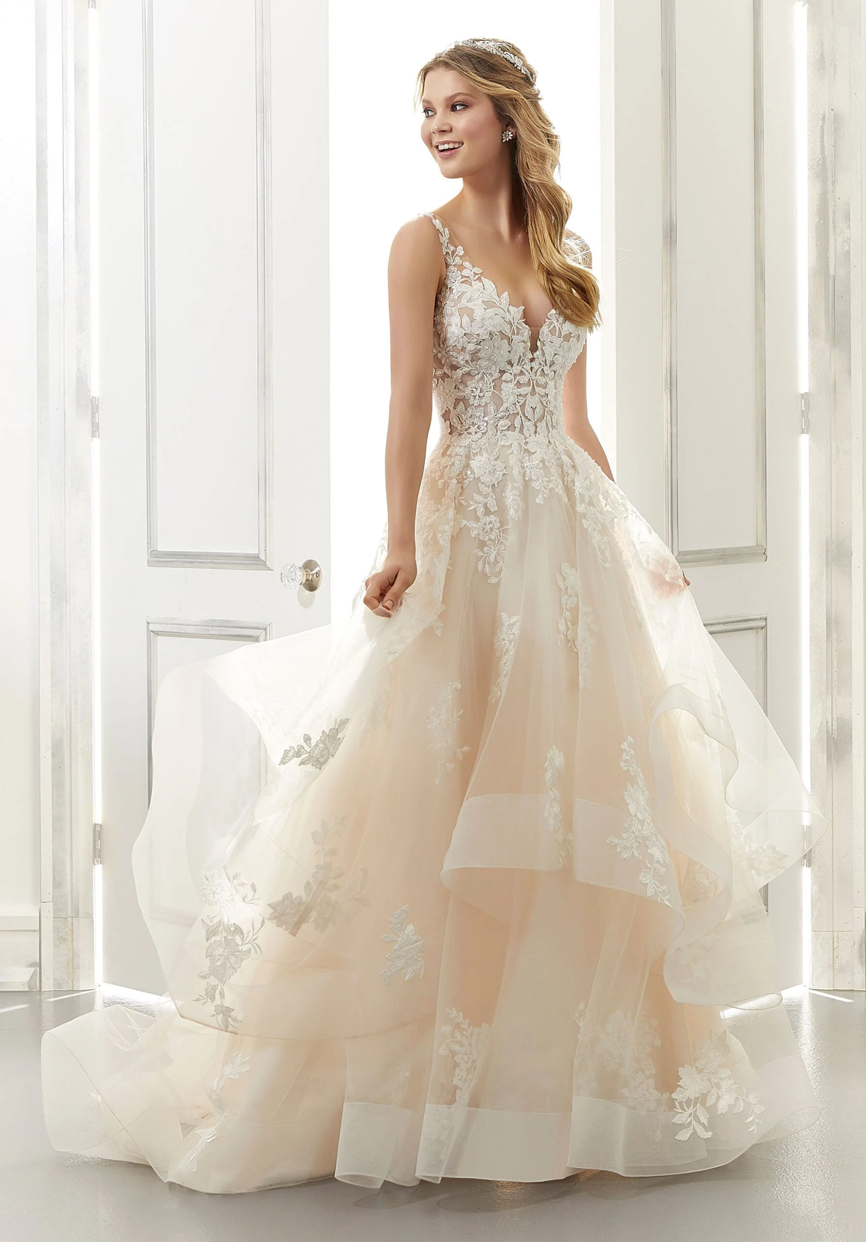 Audrey Wedding Dress - Image 4