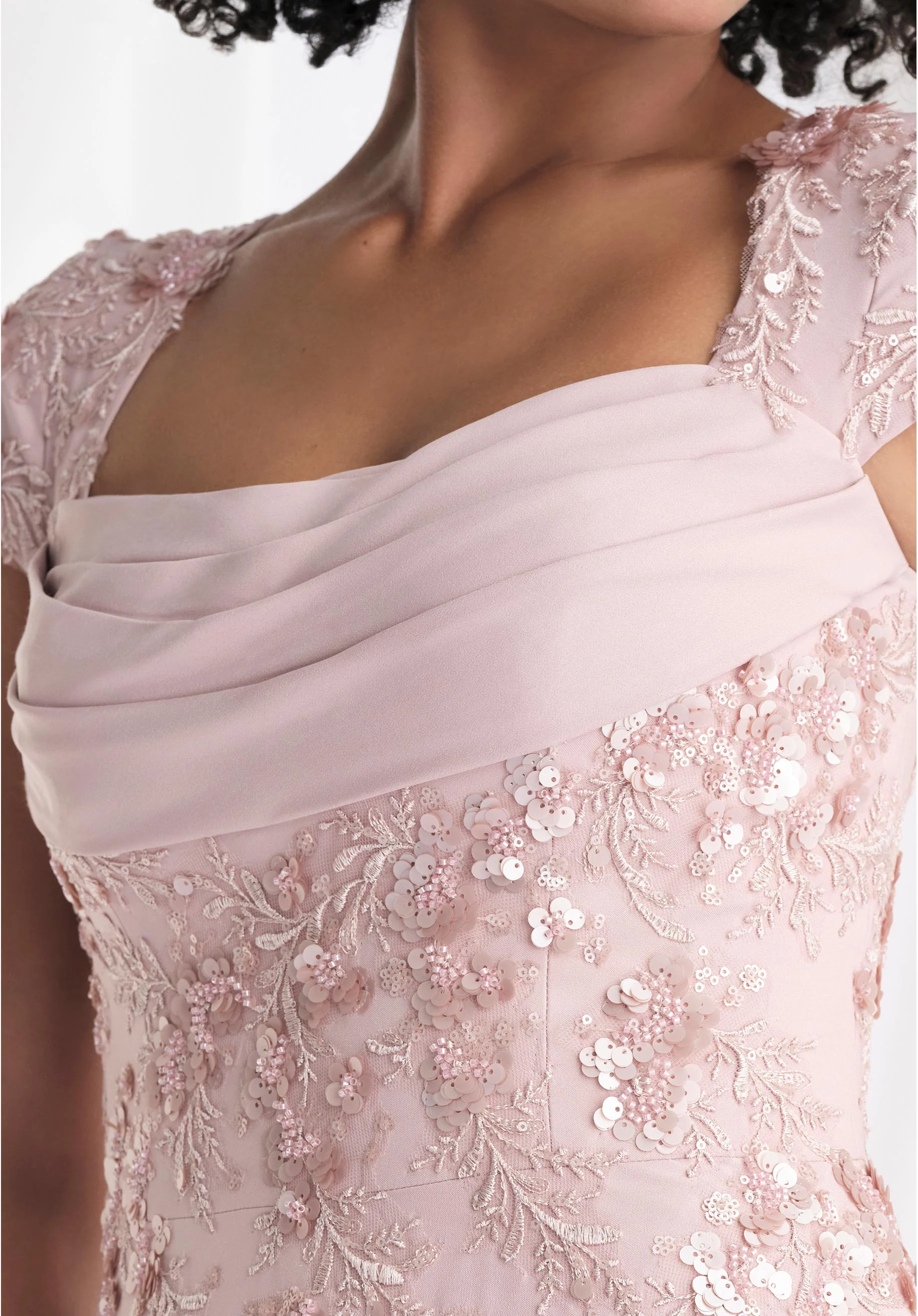 Beaded Appliqué Crepe A-Line Evening Gown - Image 4