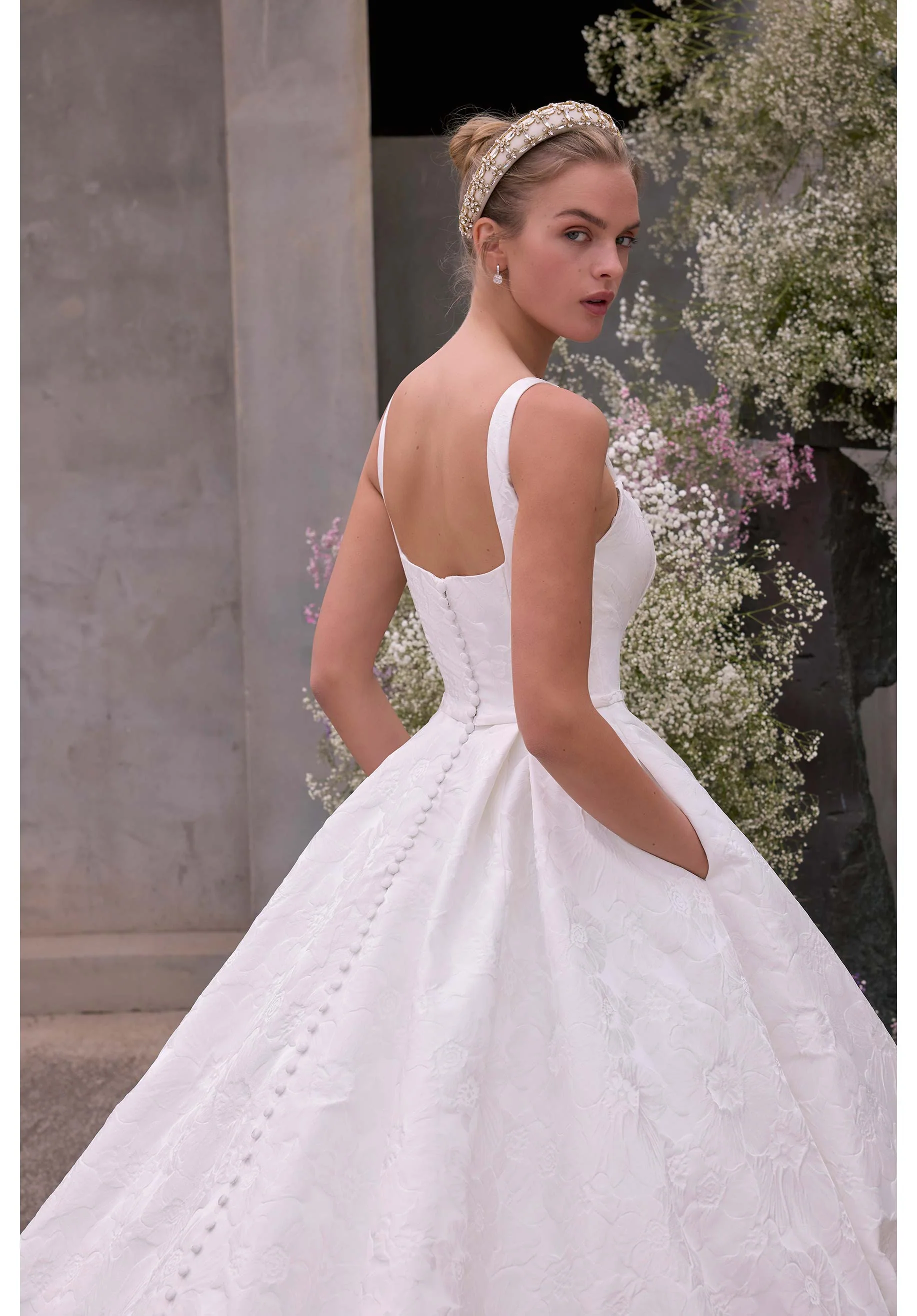 Dalia Wedding Dress - Image 4