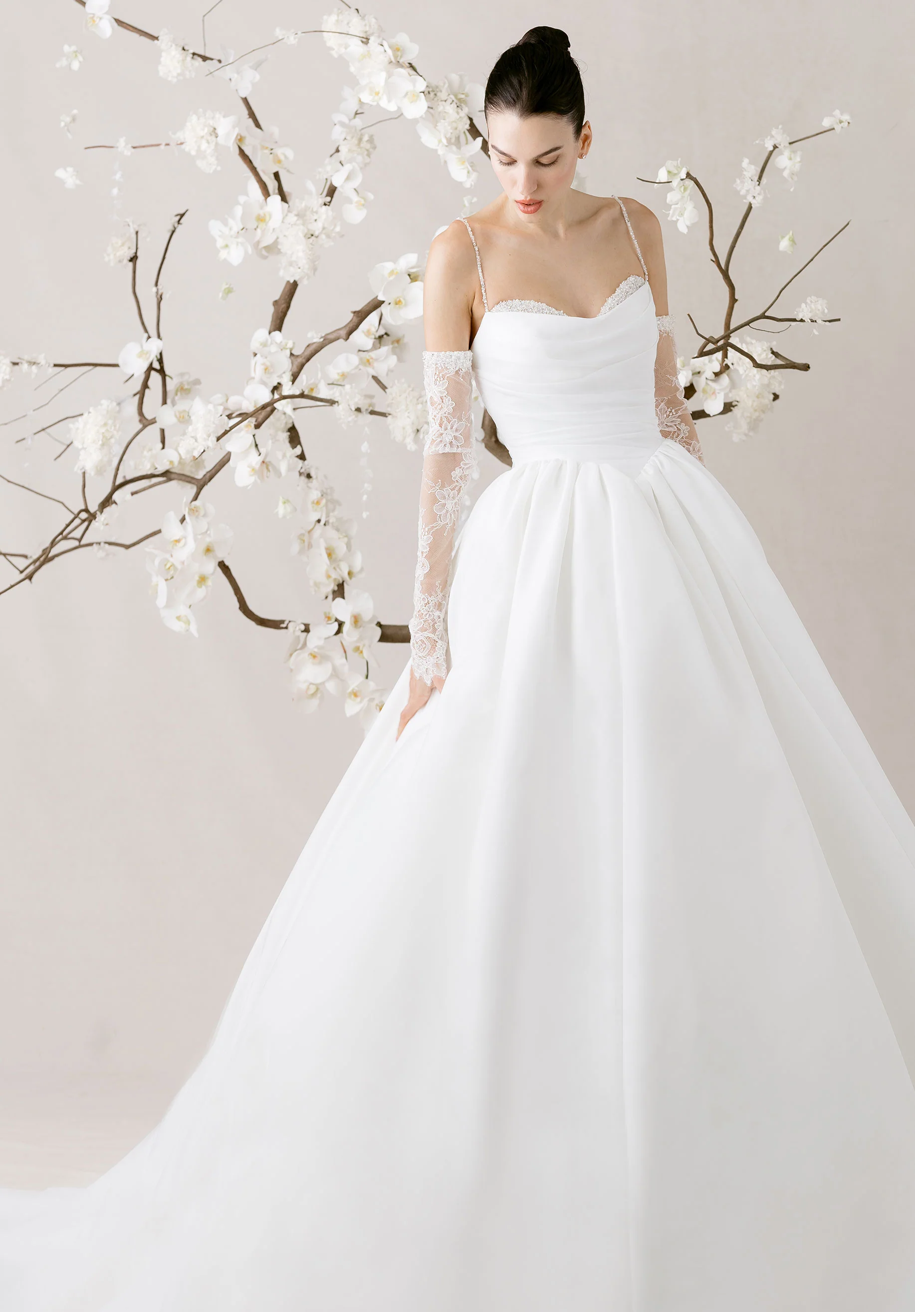 Élevé Wedding Dress - Image 3