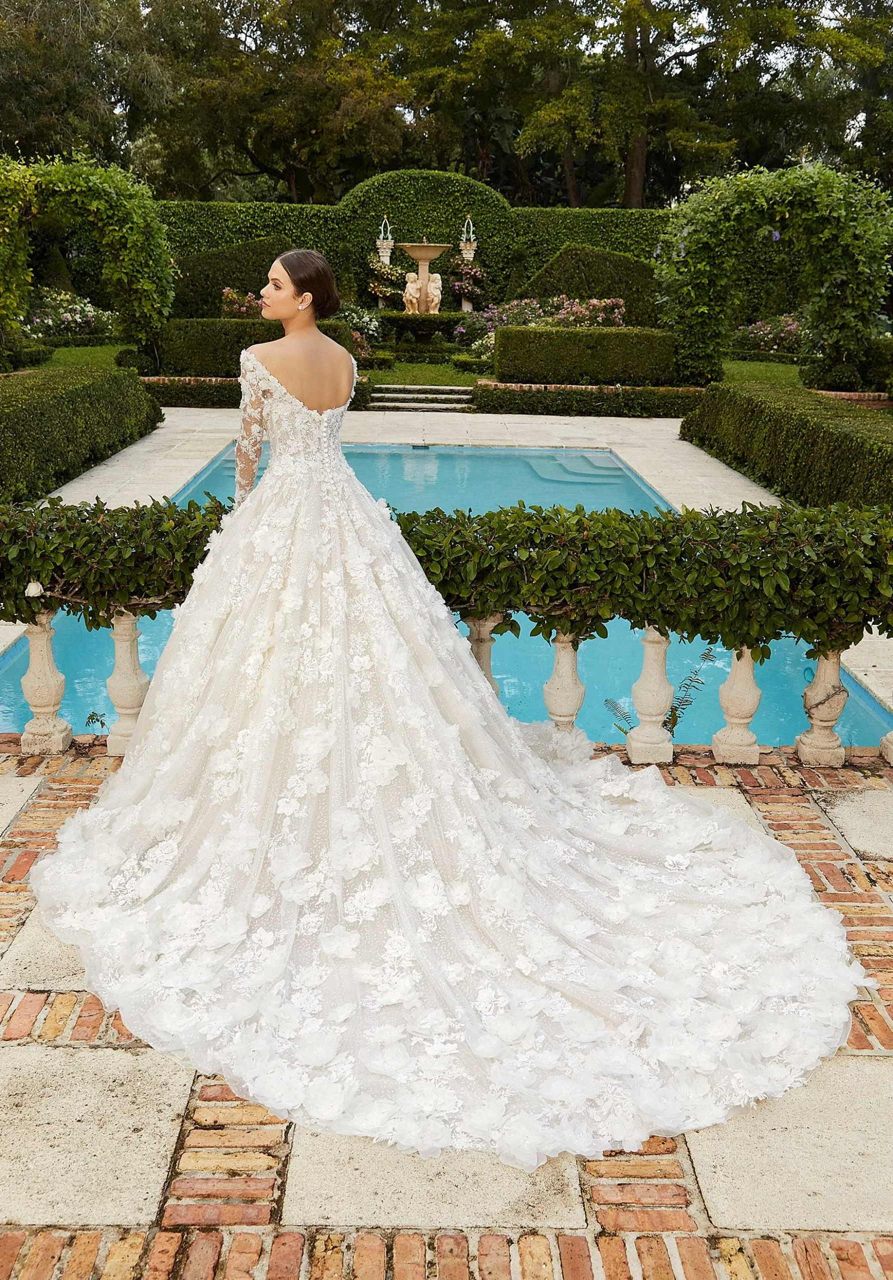 Fleurette Wedding Dress - Image 4
