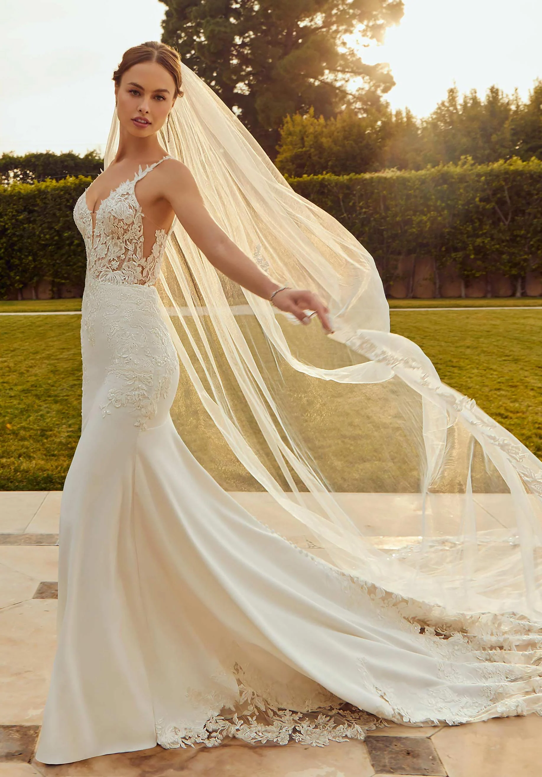 Frosted Embroidered Floral Lace Veil - Image 7