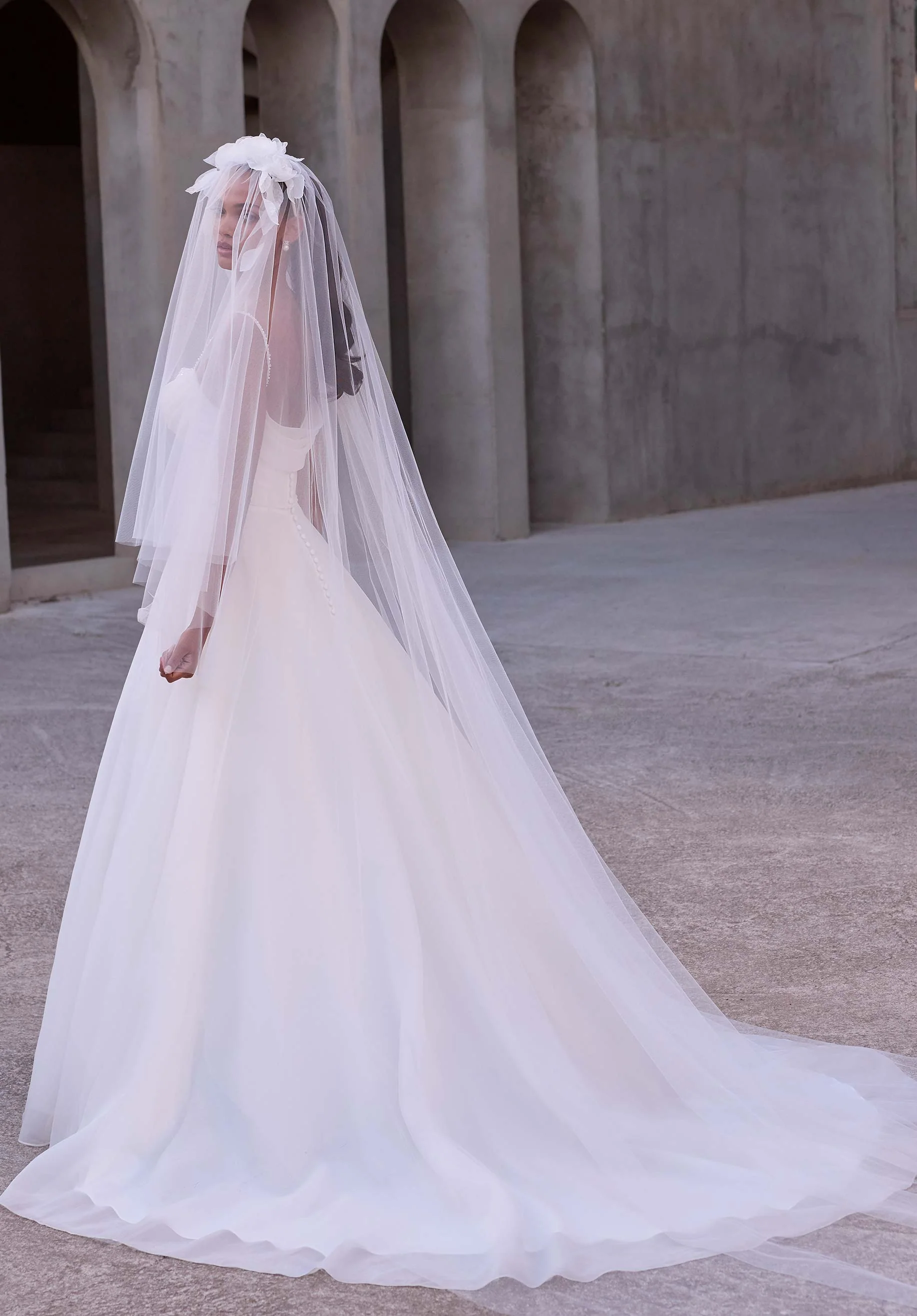 Helene Wedding Dress - Image 6