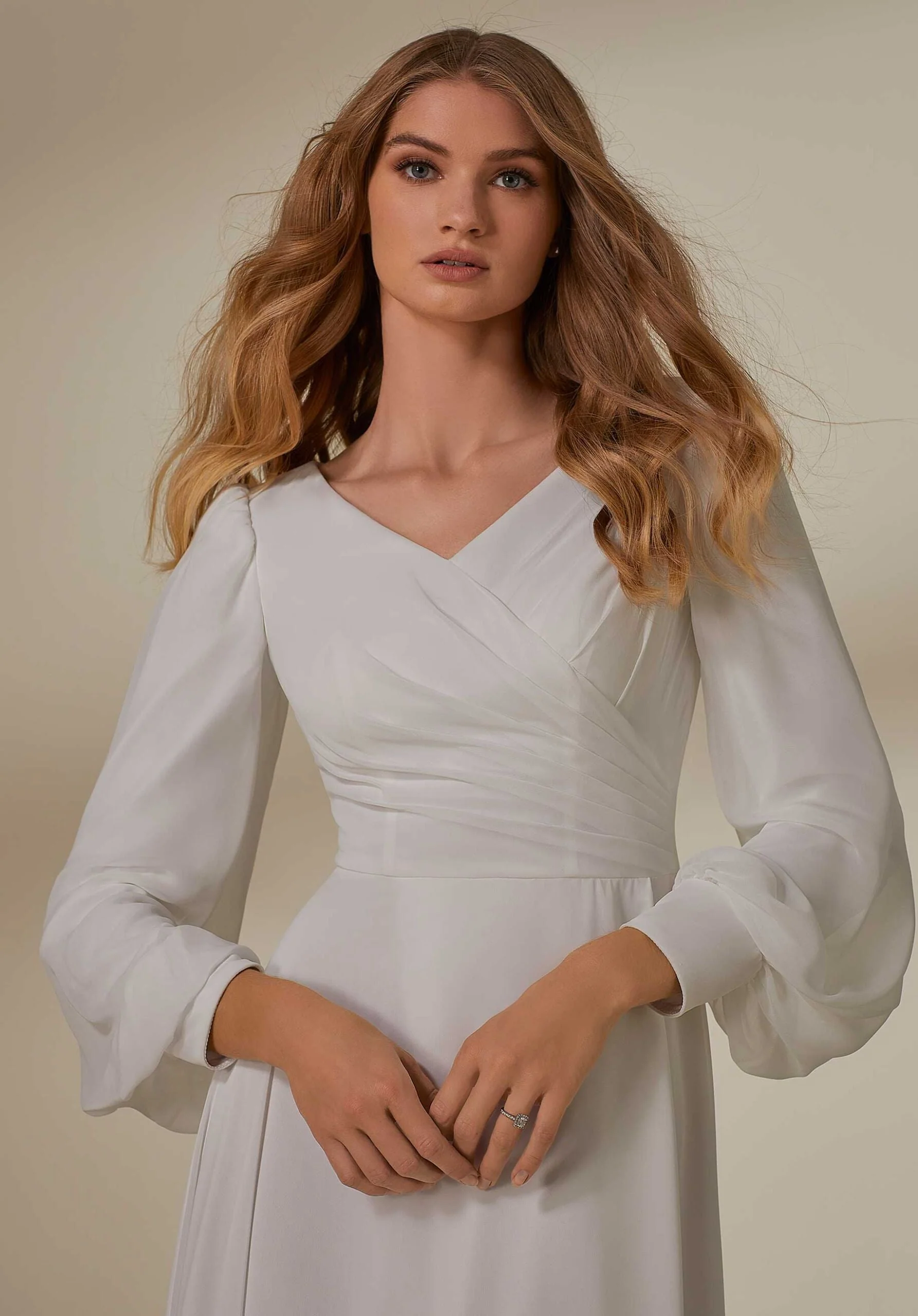 Layla Wedding Dress - Image 2