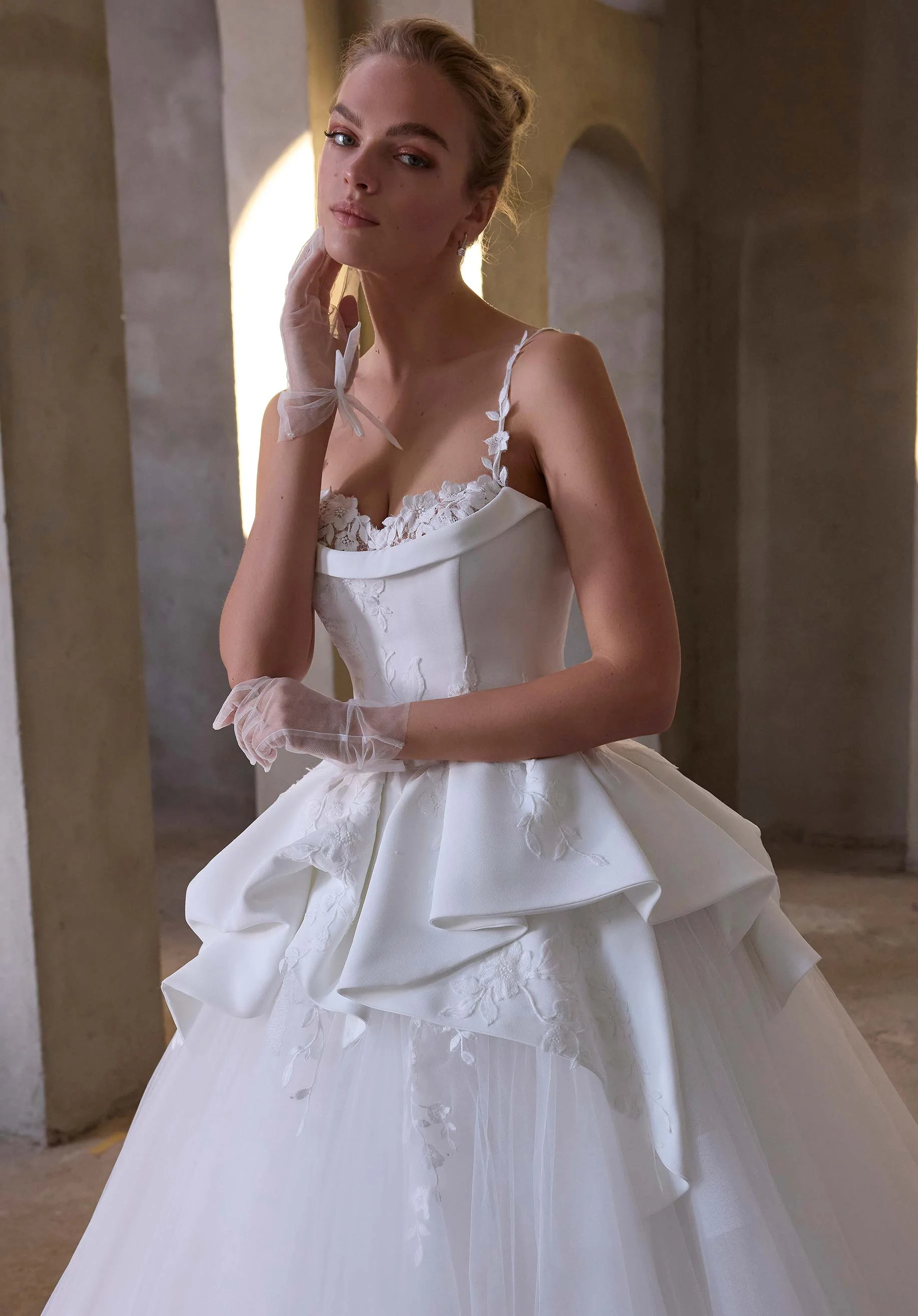 Liliah Wedding Dress - Image 2
