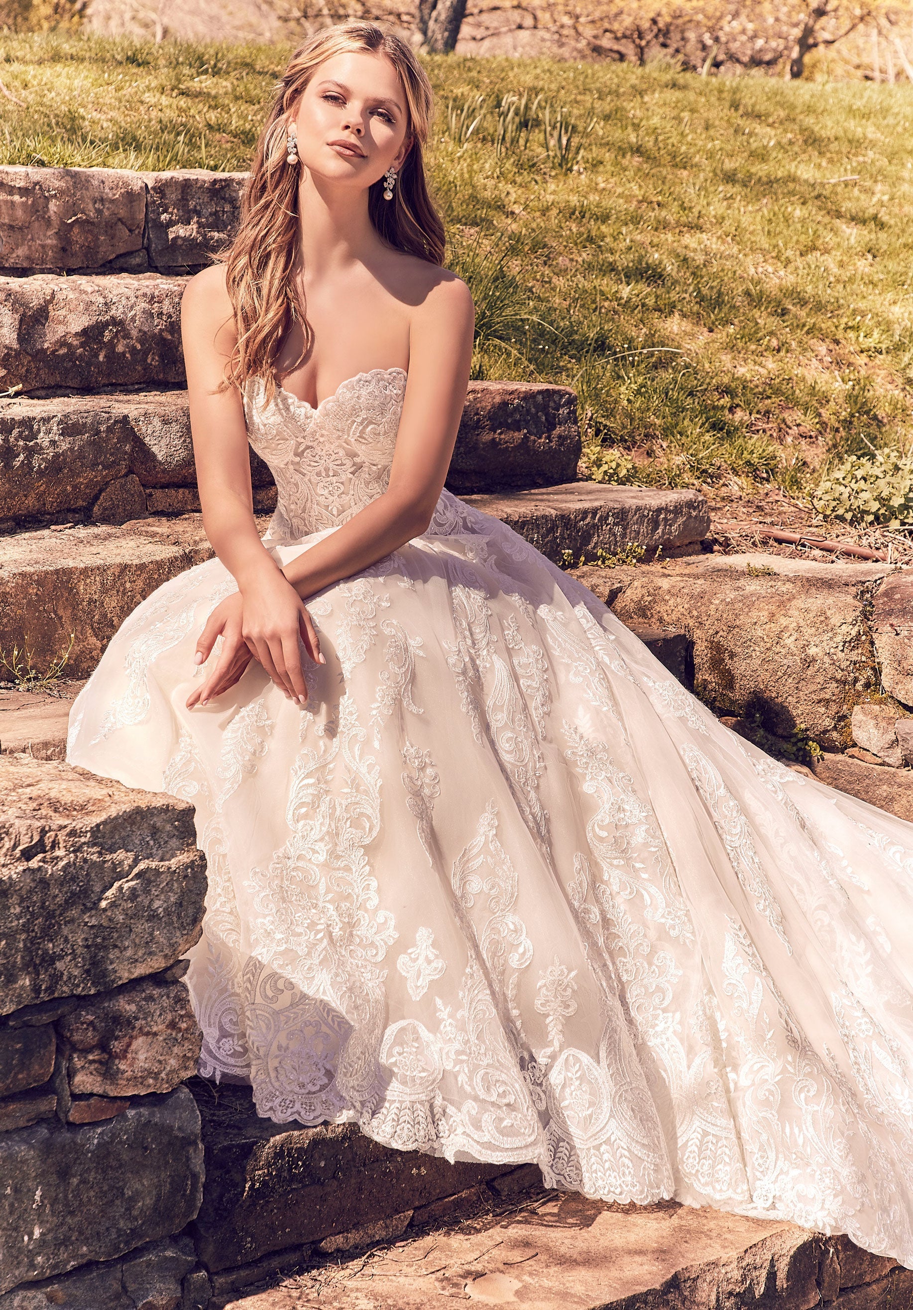 Lisa Wedding Dress - Image 6