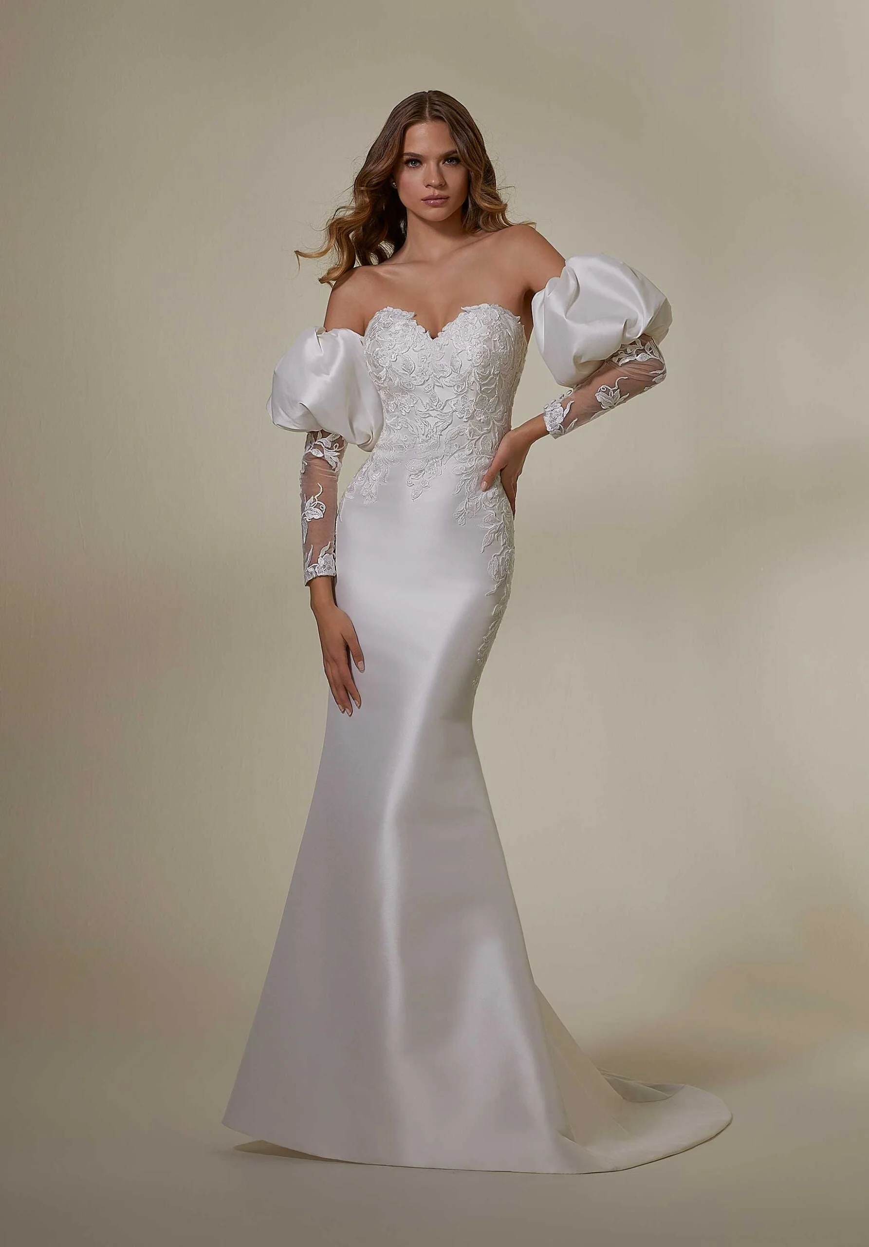 Malin Wedding Dress - Image 4