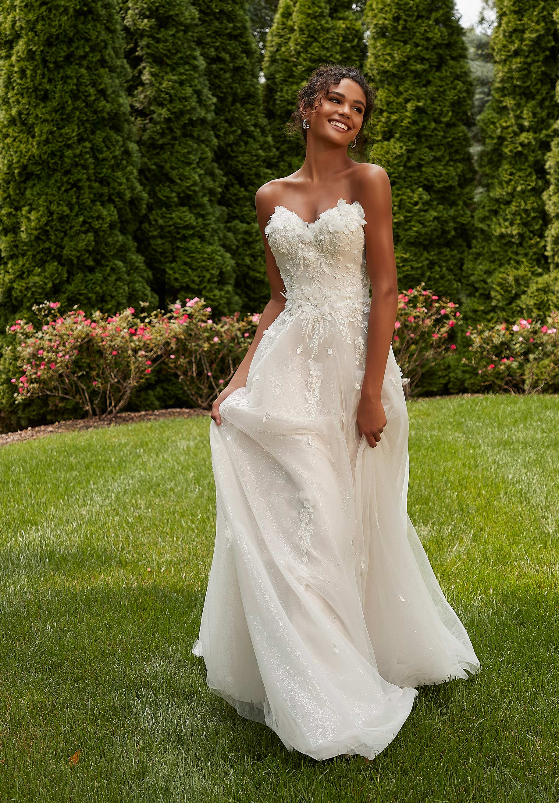 Petunia Wedding Dress - Image 3
