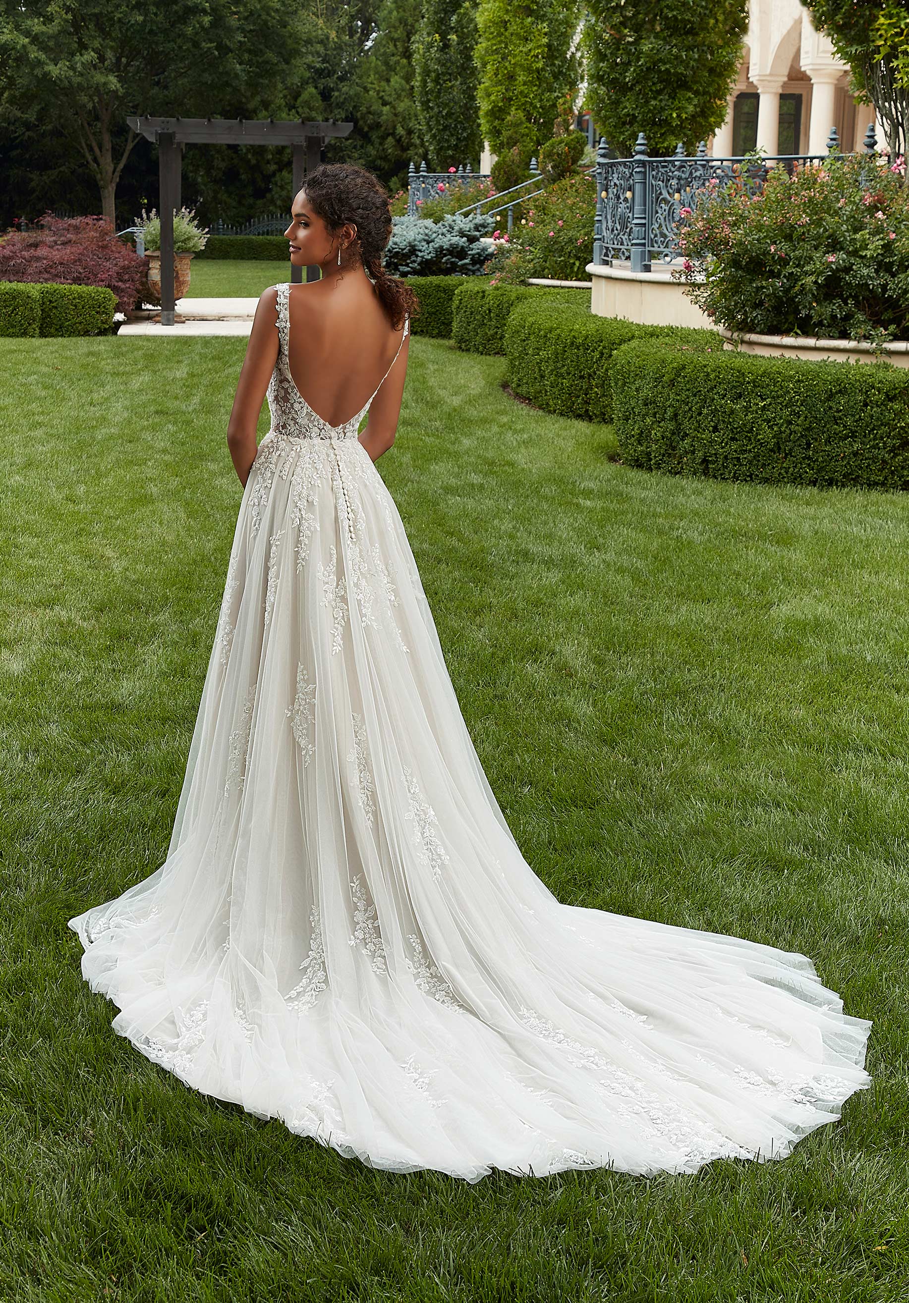 Phillippa Wedding Dress - Image 4