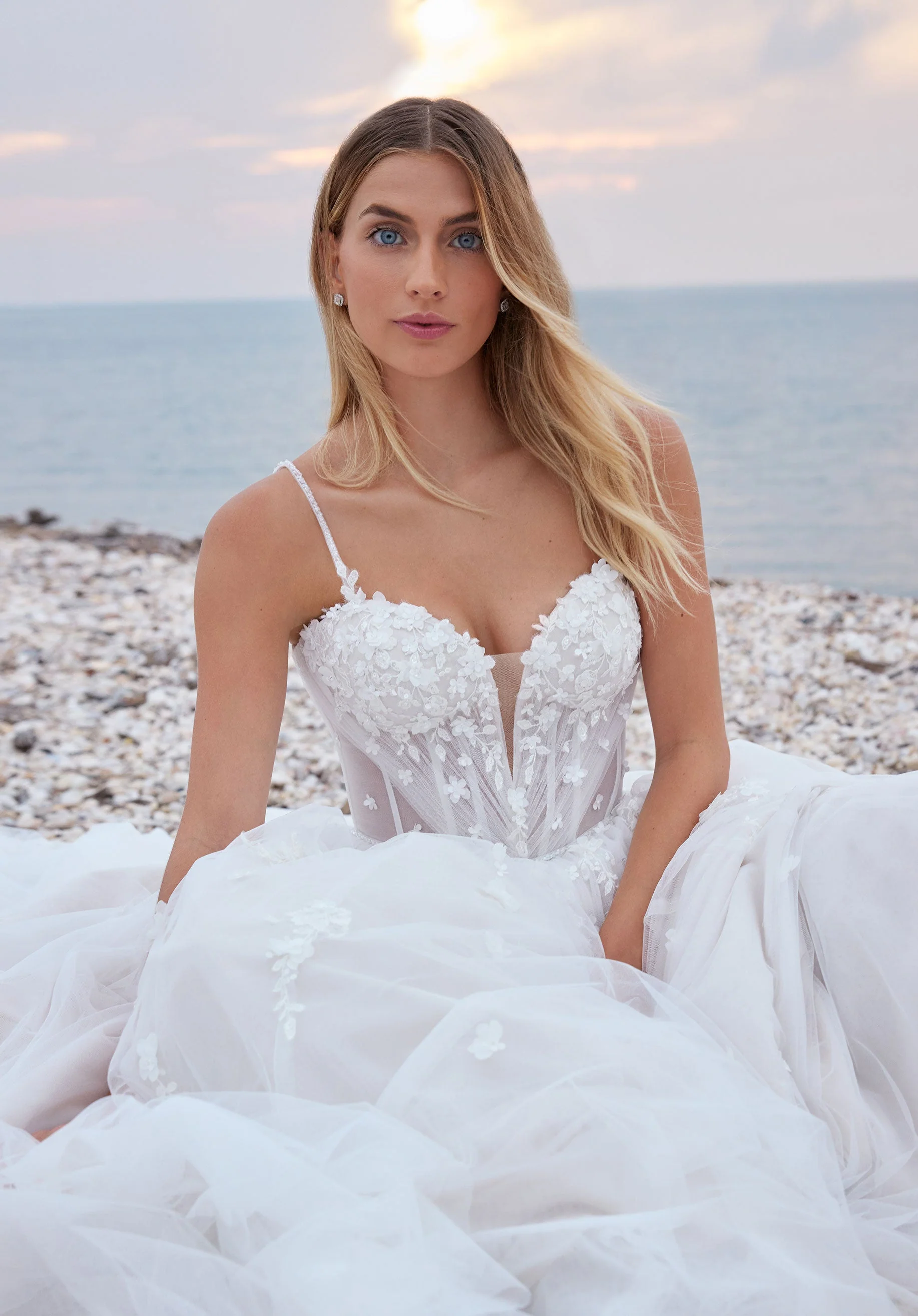Samira Wedding Dress - Image 5