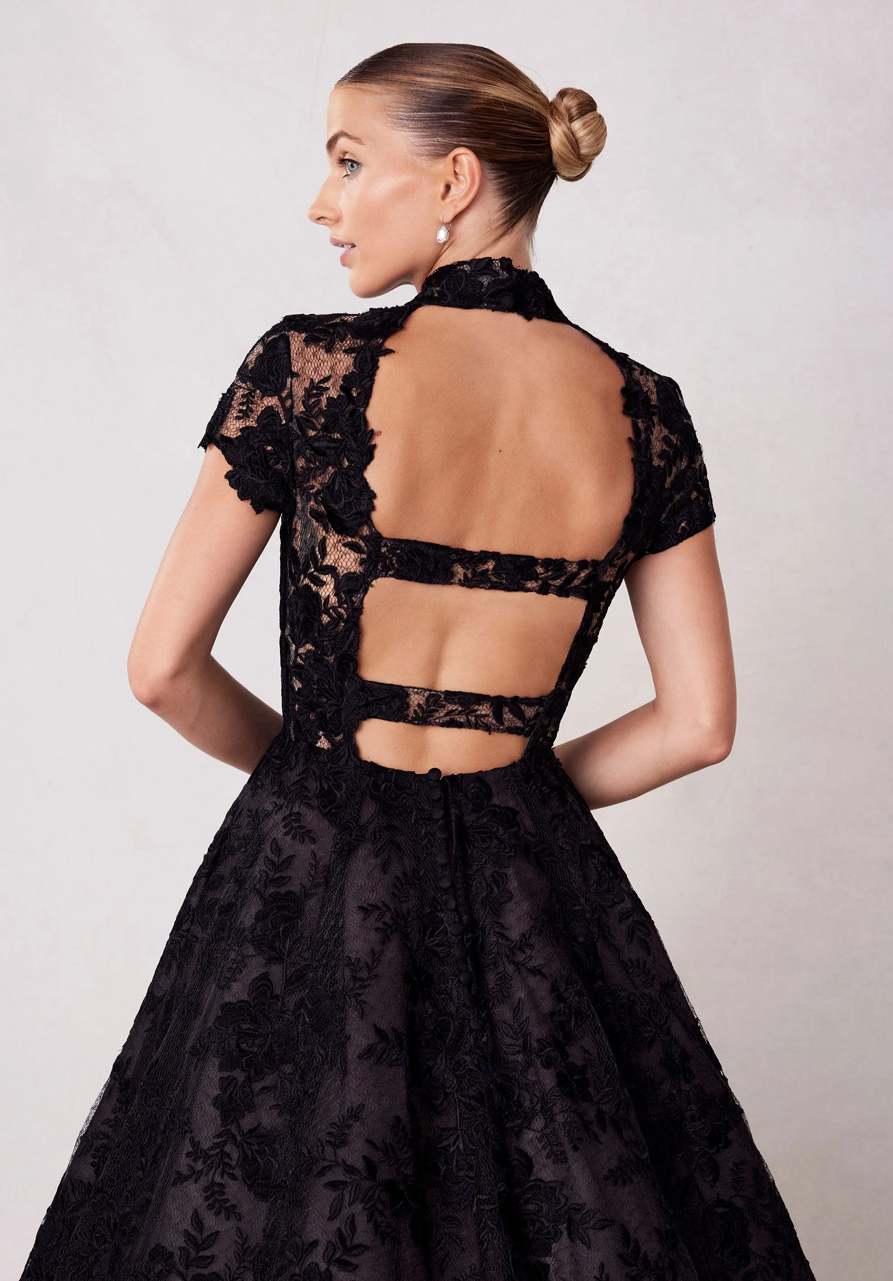 Sarah Wedding Dress - Image 14