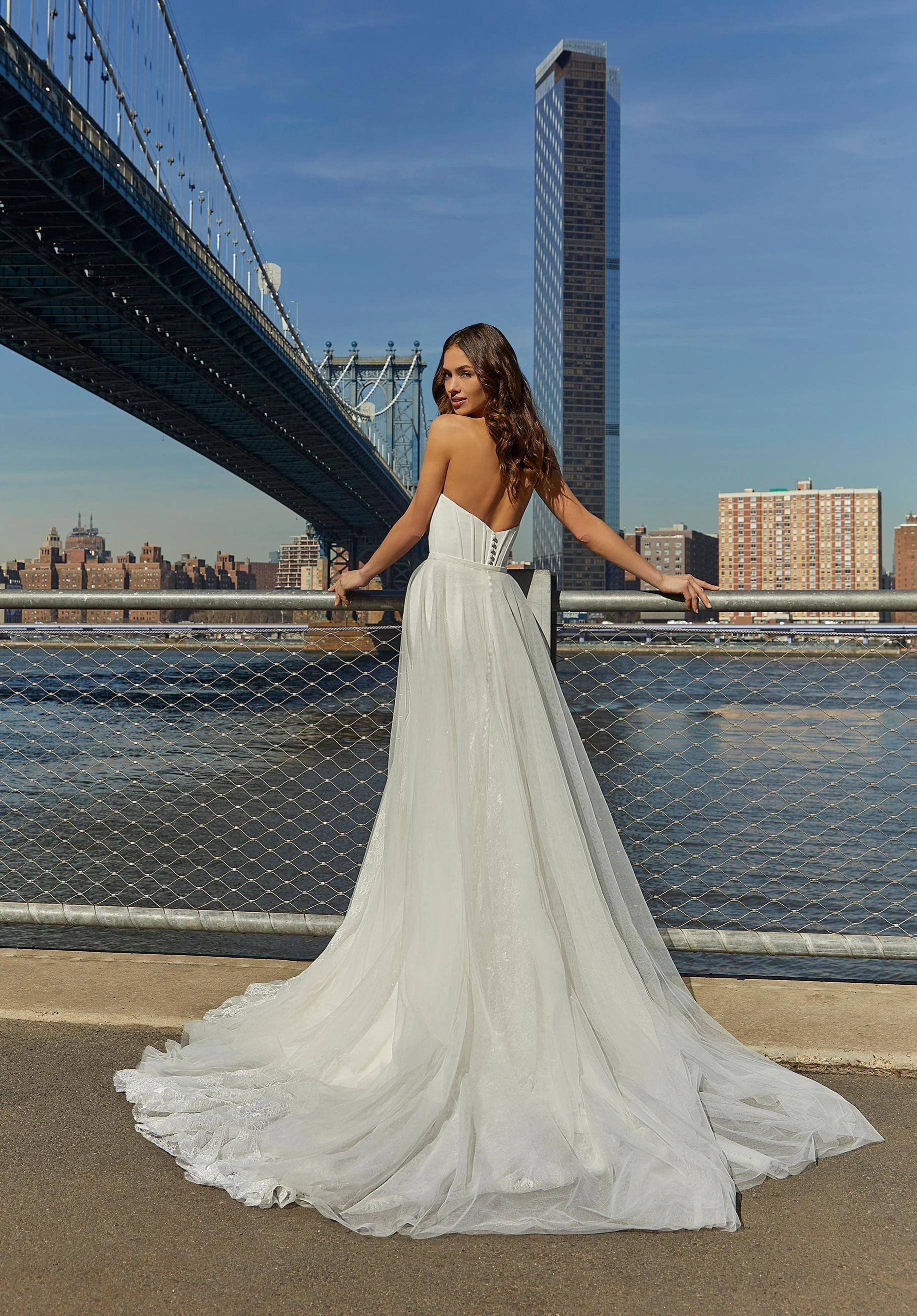 Selene Wedding Dress - Image 4