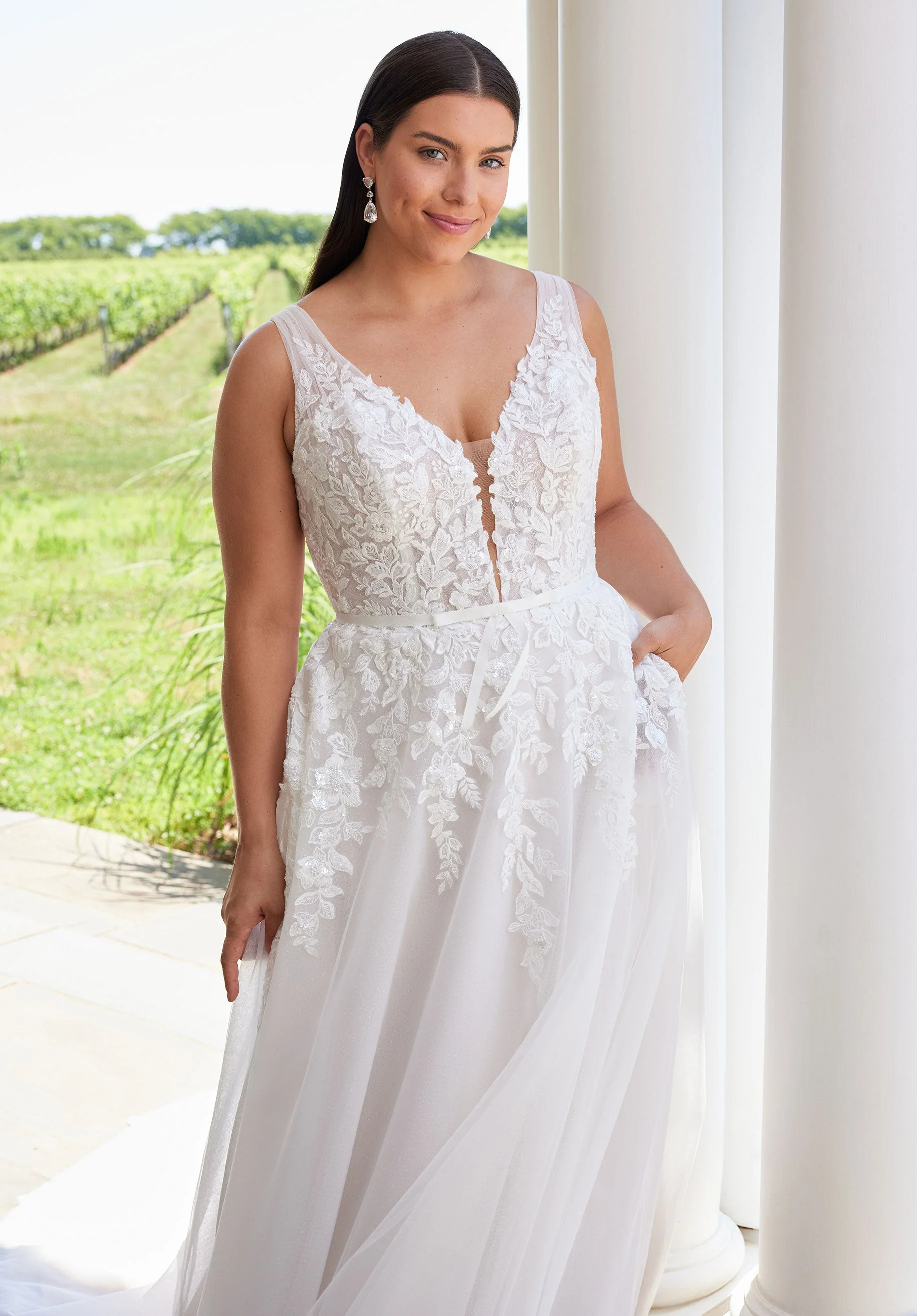 Sequoia Wedding Dress - Image 4
