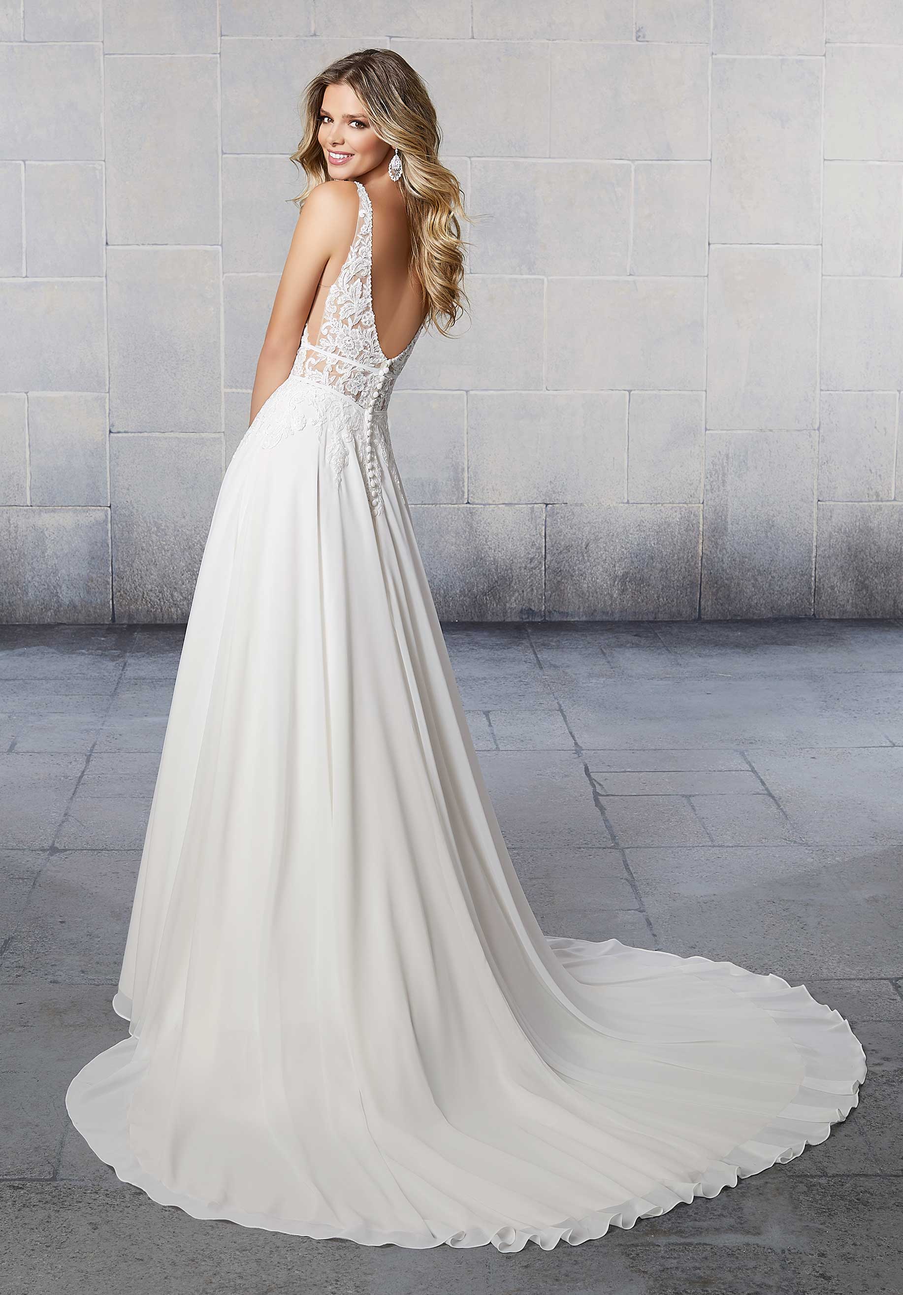 Shiloh Wedding Dress - Image 4