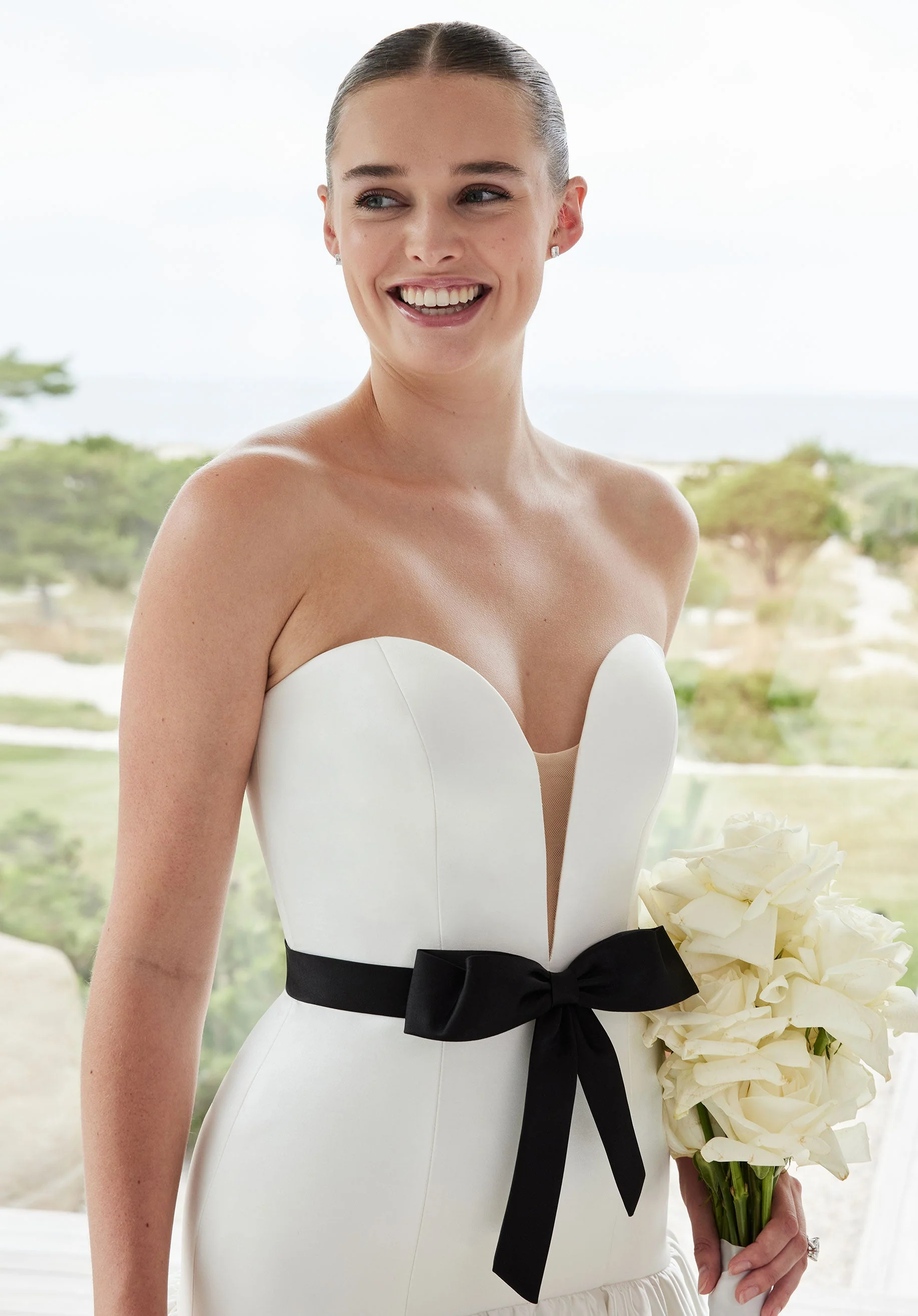 Simone Wedding Dress - Image 4