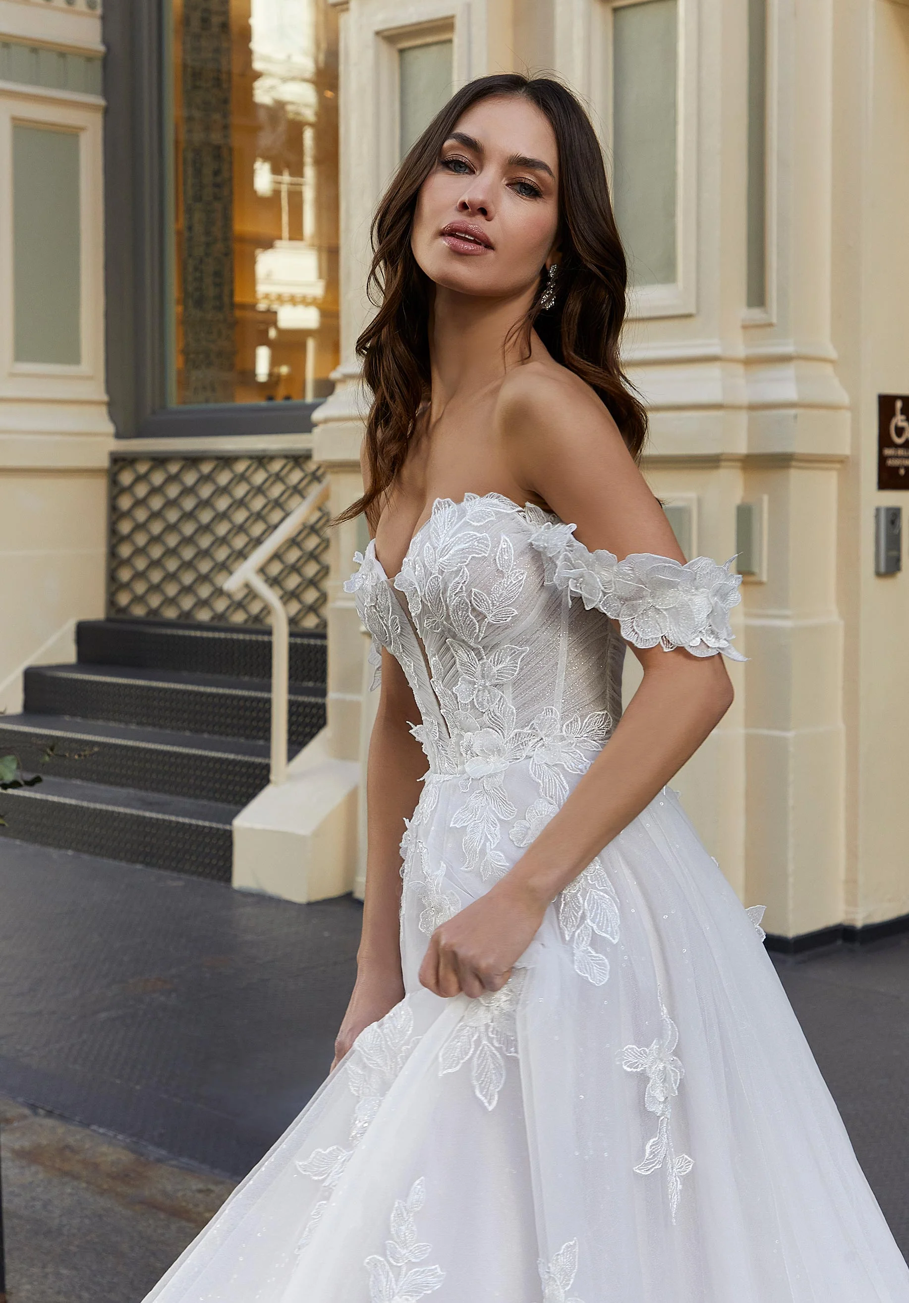 Sophia Wedding Dress - Image 2