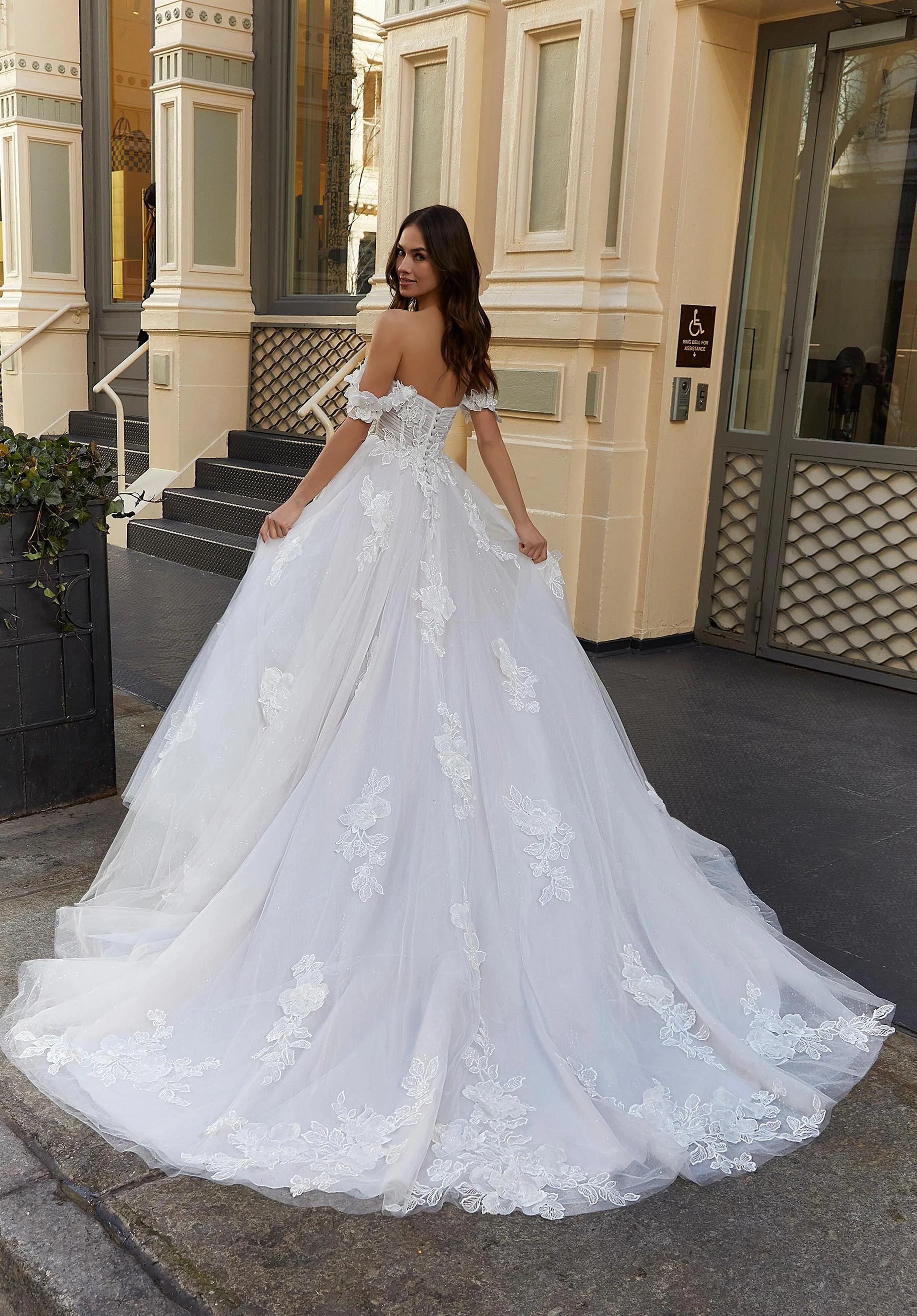 Sophia Wedding Dress - Image 5